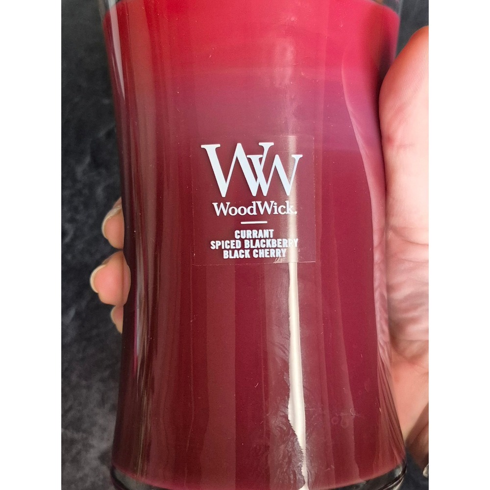 WoodWick Sun Ripend Berries Trilogy Candle Large Hourglass 21.5 oz Crackle Wick - Picture 2 of 5